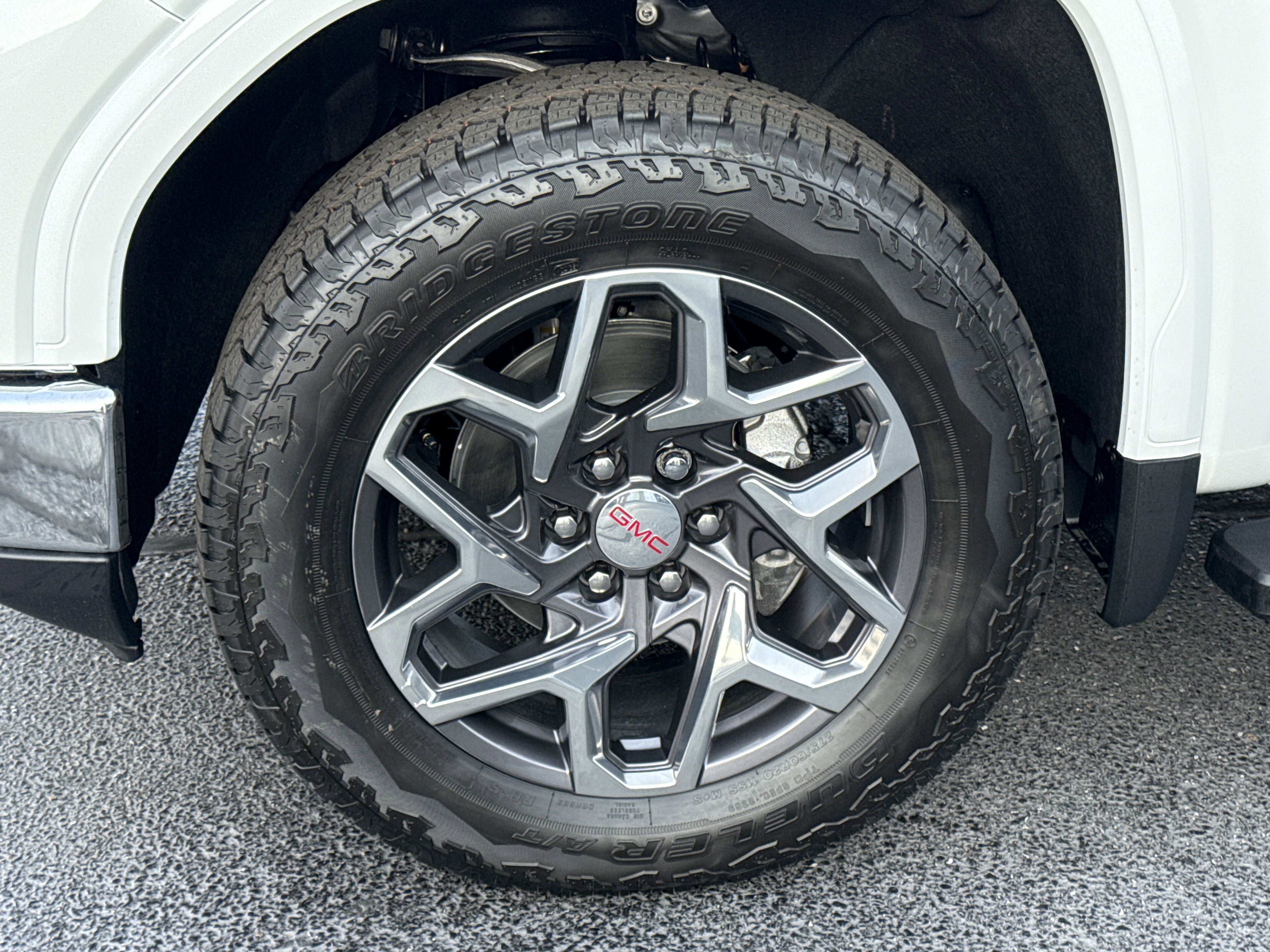 2025 Gmc Sierra 1500 SLT photo 10