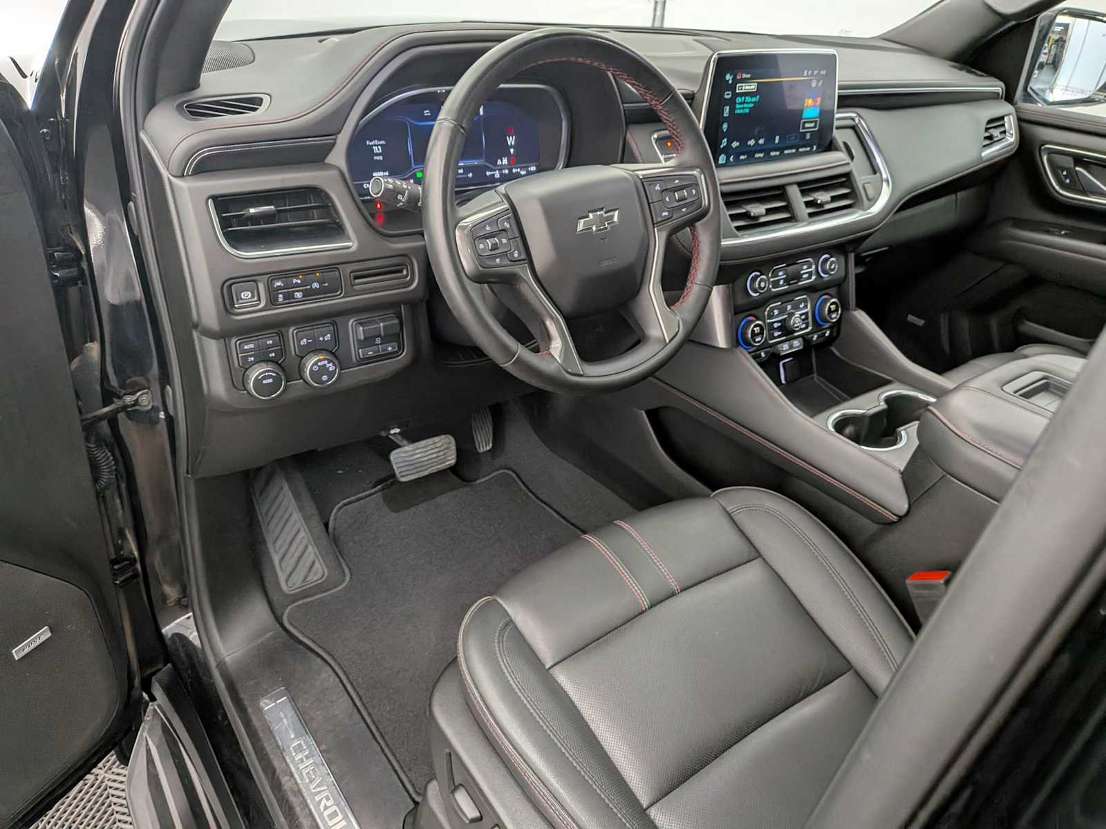 2024 Chevrolet Tahoe RST photo 2