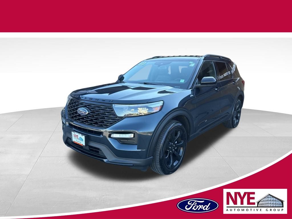 2023 Ford Explorer ST-LINE's photo