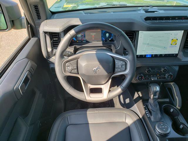 2025 Ford Bronco Badlands photo 15