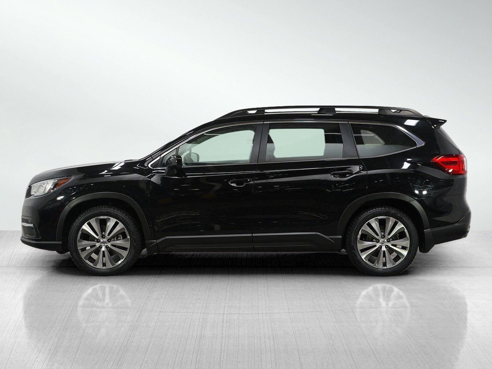 Used 2020 Subaru Ascent Premium with VIN 4S4WMAED5L3418021 for sale in South Saint Paul, Minnesota