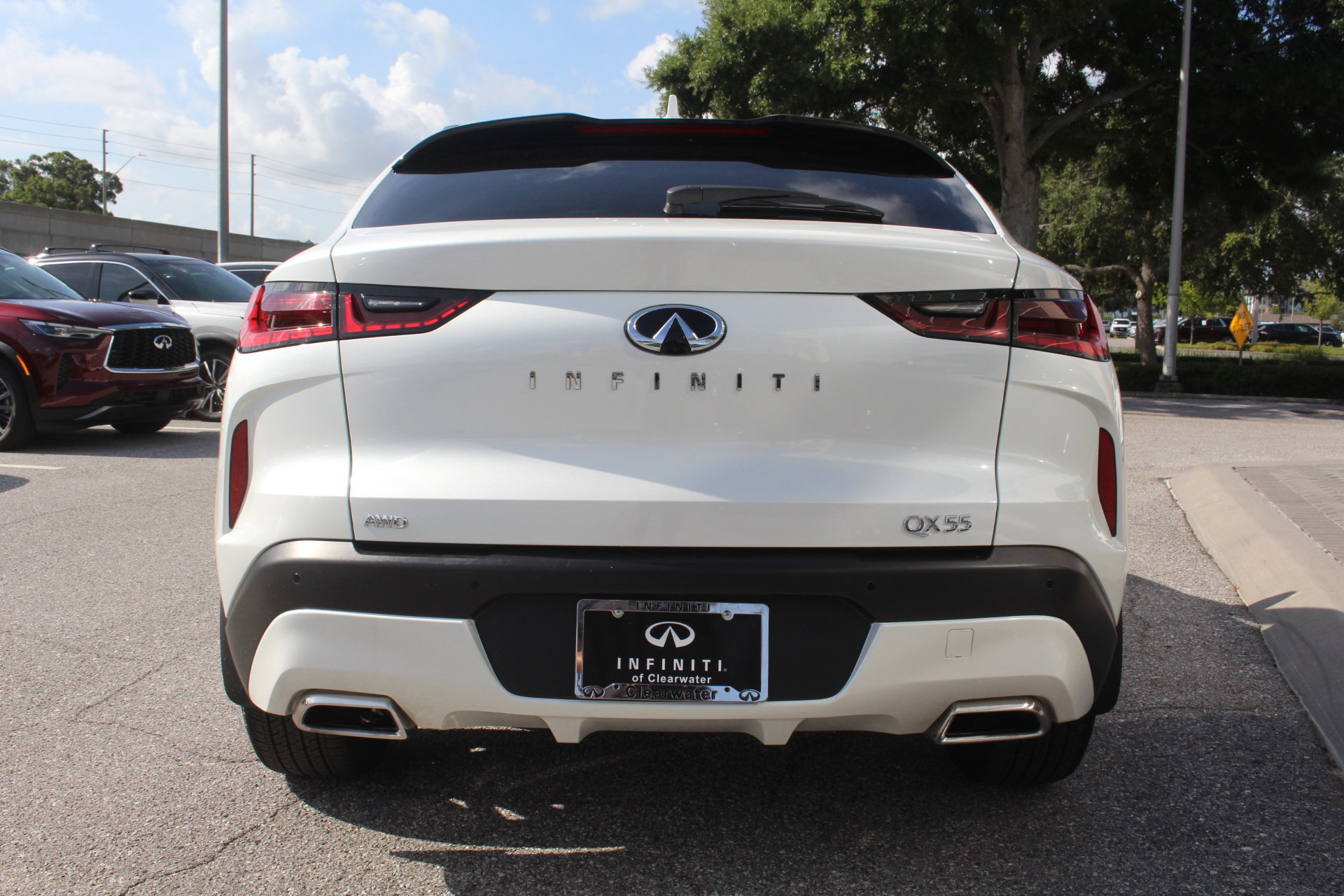 2025 Infiniti QX55 Essential photo 3