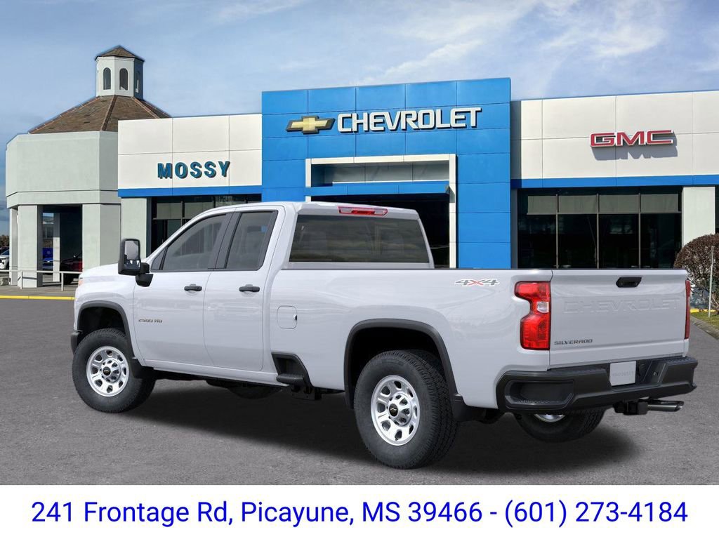 2026 Chevrolet Silverado 2500HD photo 3