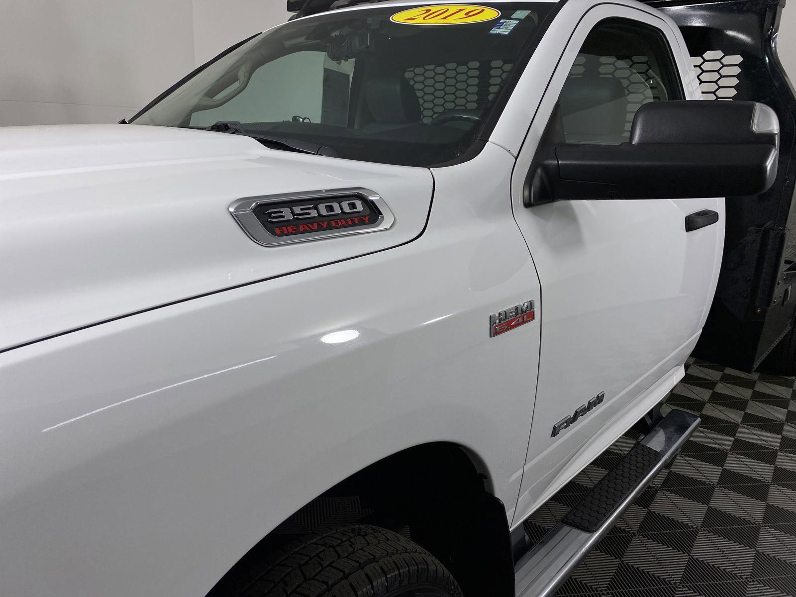 2019 Ram 3500 Tradesman photo 3