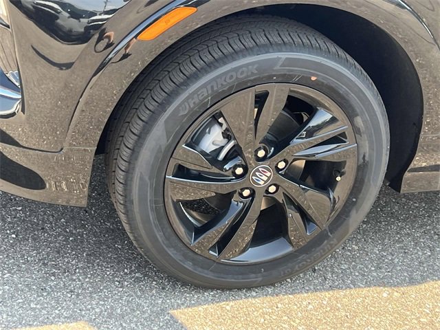 2025 Buick Encore GX Sport Touring photo 4