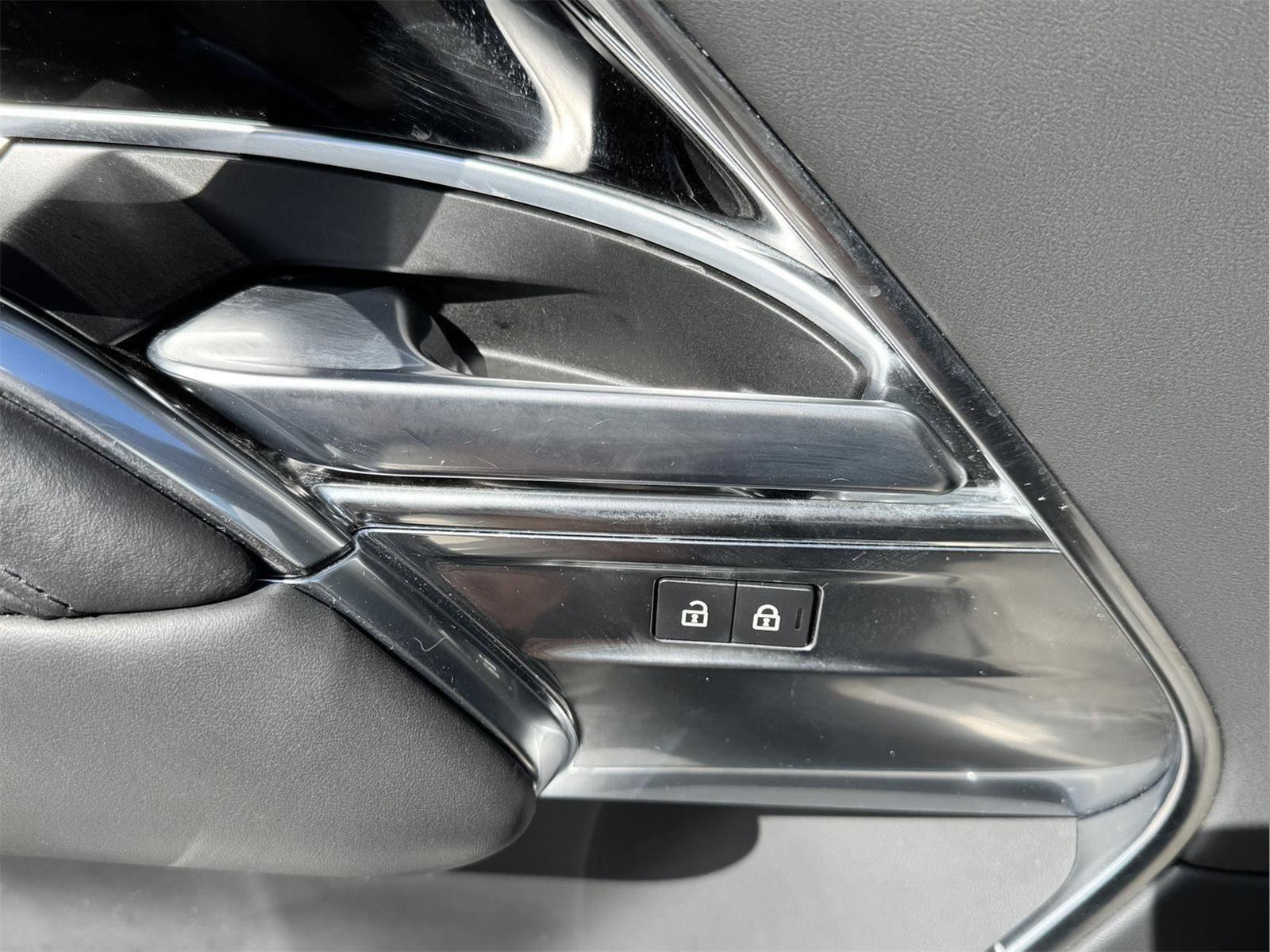 2023 Land Rover Range Rover SE photo 51