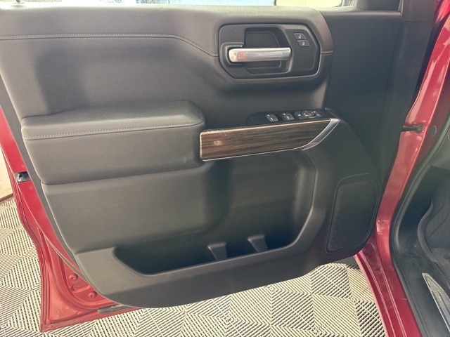 2019 Chevrolet Silverado 1500 LT photo 9