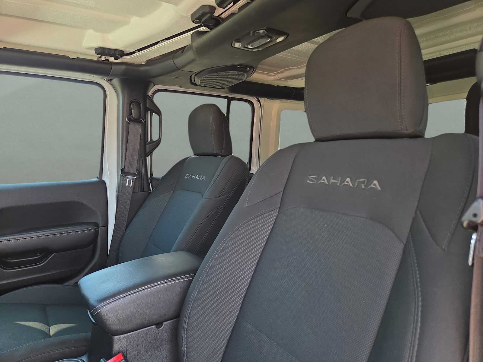 2022 Jeep Wrangler Unlimited Sahara photo 20
