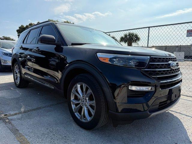 2021 Ford Explorer XLT photo 3