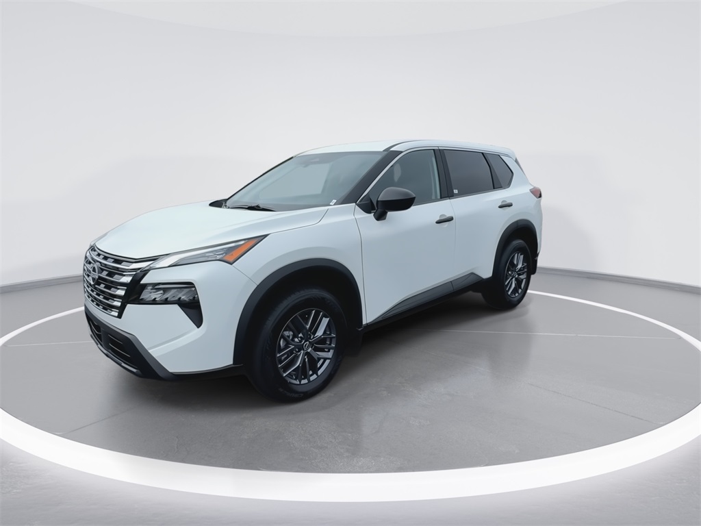 2026 Nissan Rogue S photo 4