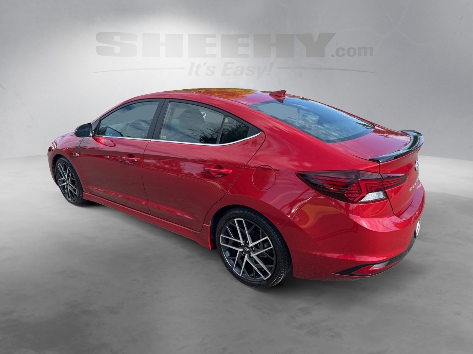 2019 Hyundai Elantra Sport photo 5