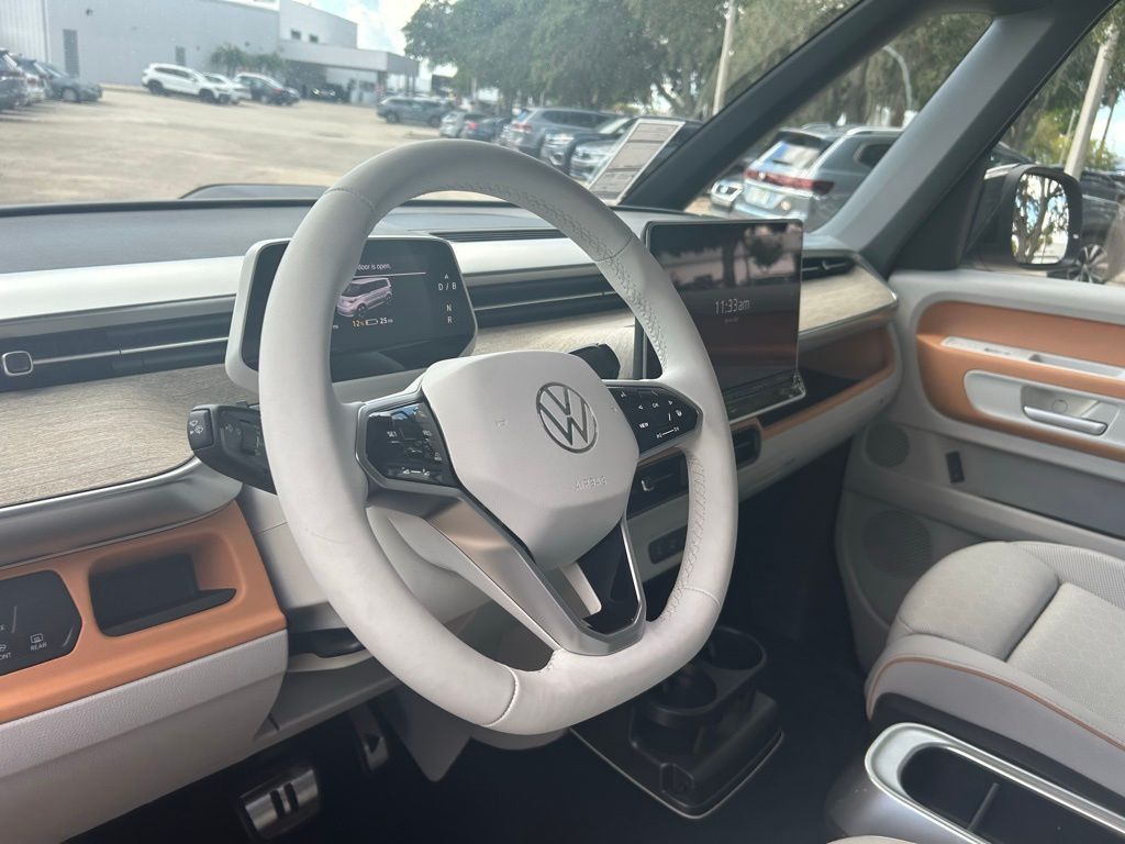 2025 Volkswagen ID. Buzz Pro Plus photo 9