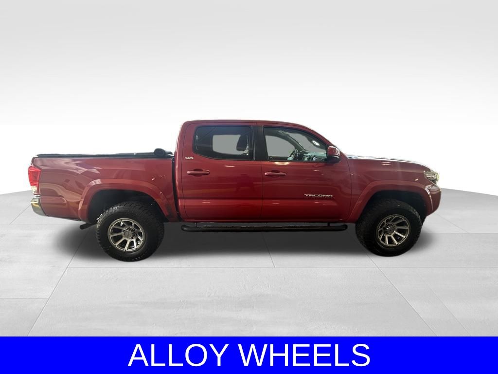 2016 Toyota Tacoma SR5 TRD Sport photo 3