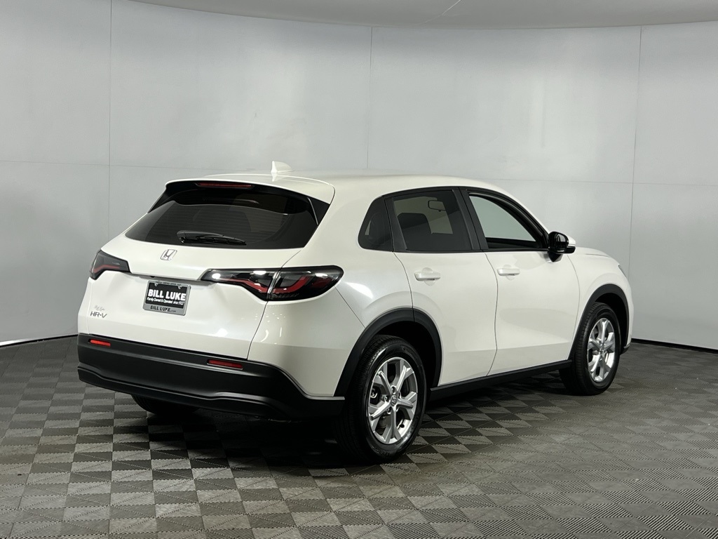 2025 Honda HR-V LX photo 3