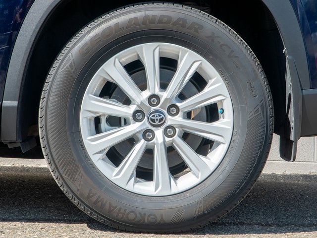 2024 Toyota Grand Highlander XLE photo 12