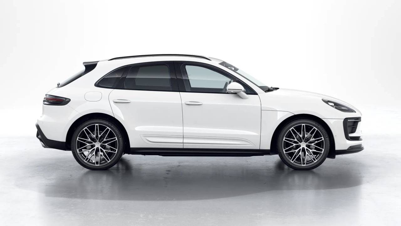 2026 Porsche Macan T photo 6