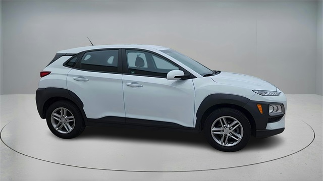 Used 2021 Hyundai Kona SE with VIN KM8K12AA9MU642445 for sale in Richardson, TX
