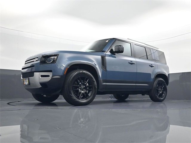 2024 Land Rover Defender 110 S photo 20