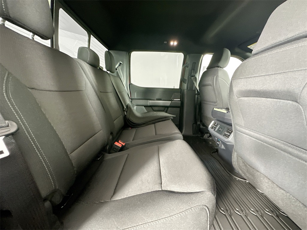 2025 Ford F-150 XLT photo 24