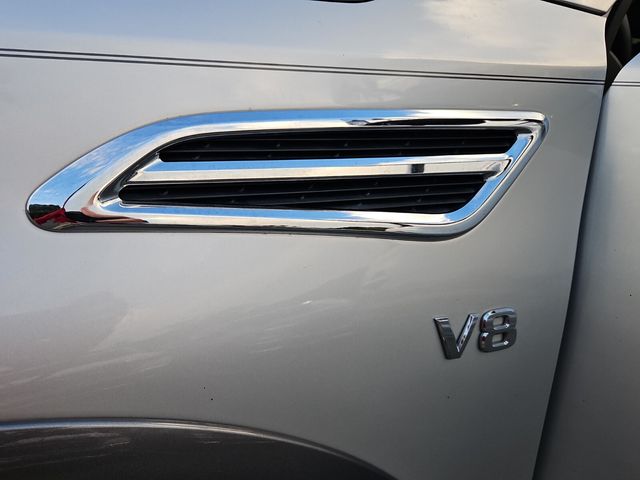 2020 Nissan Armada SL photo 23