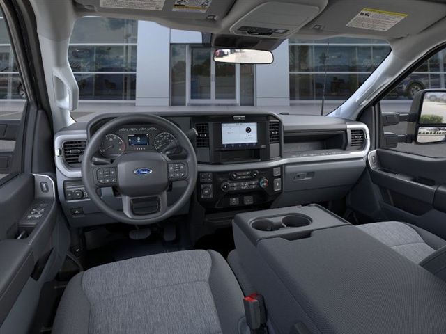 2026 Ford F-250 XL photo 9
