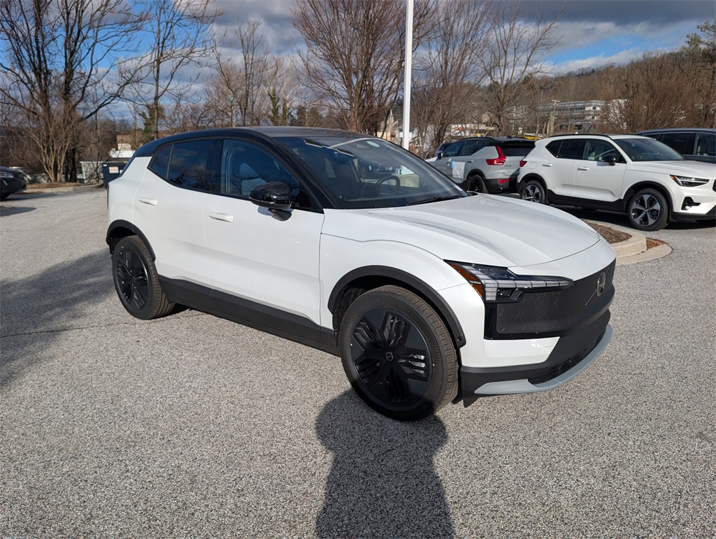 2026 Volvo EX30 Ultra's photo