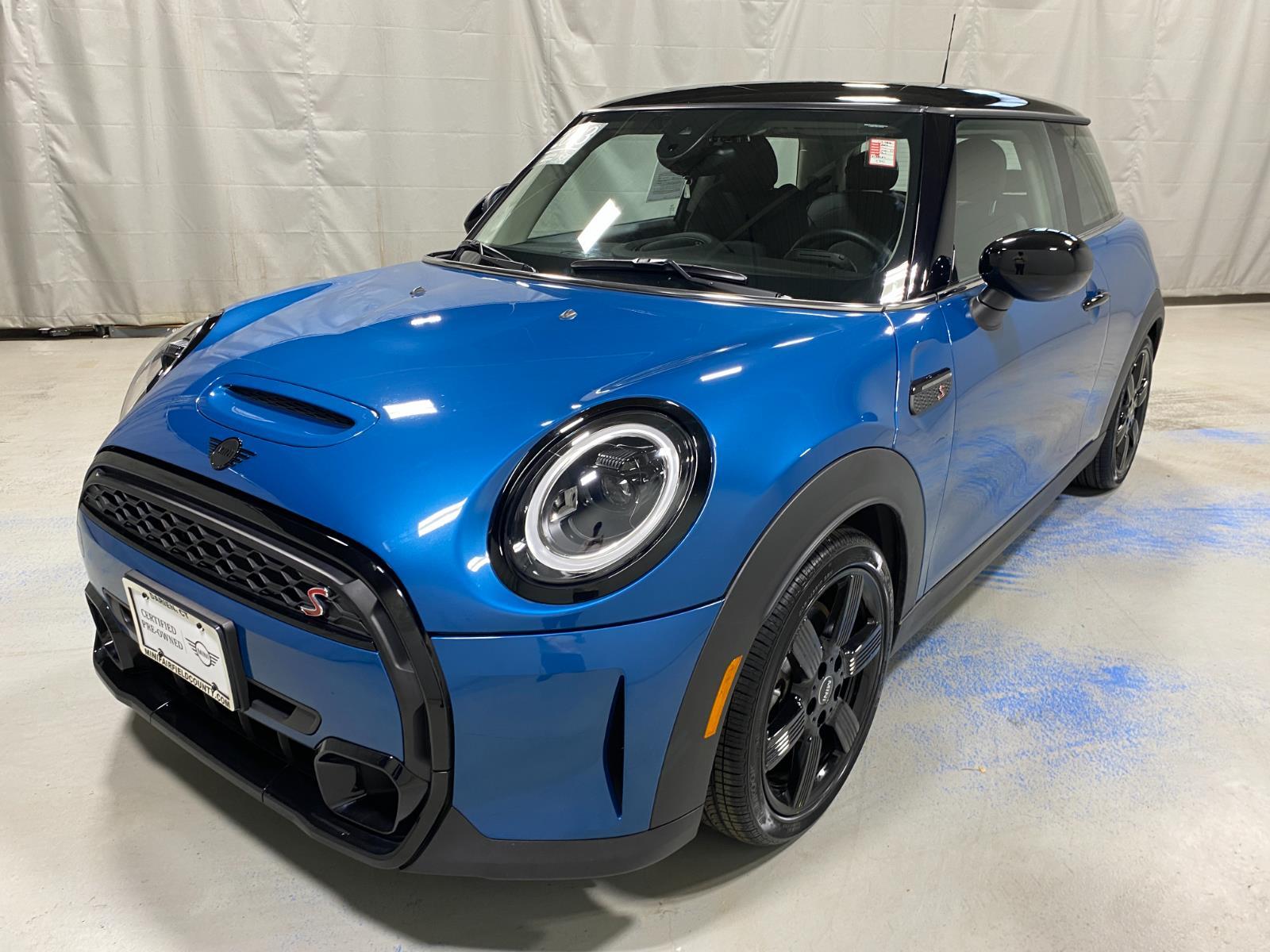 2023 MINI 3 Door S