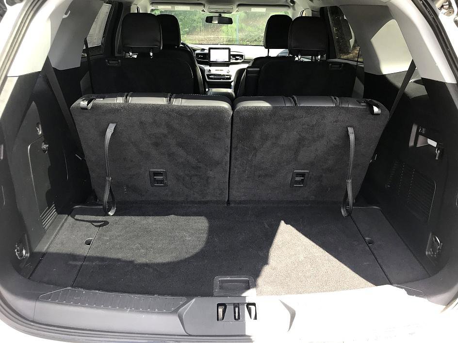 2022 Ford Explorer XLT photo 12