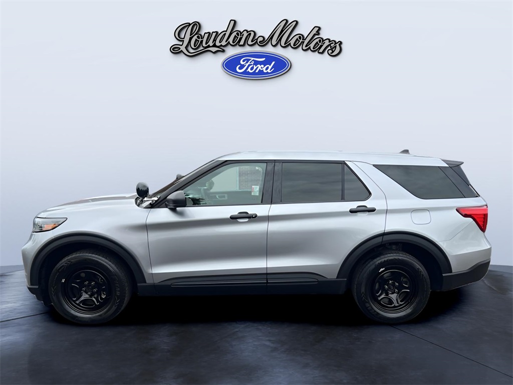 2024 Ford Explorer photo 3