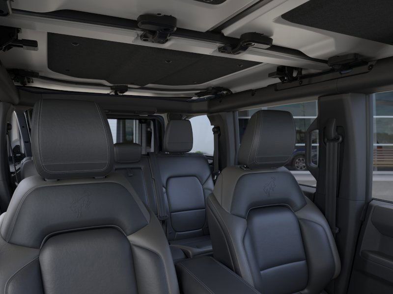 2025 Ford Bronco Outer Banks photo 11