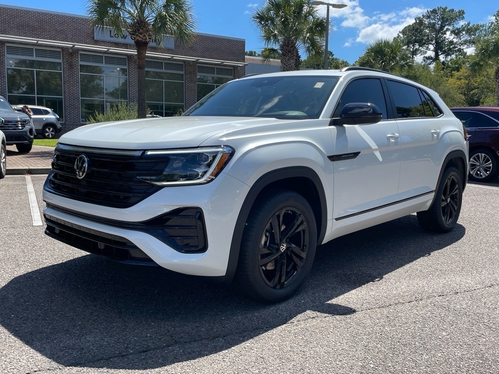 2026 Volkswagen Atlas Cross Sport SEL R-Line photo 26