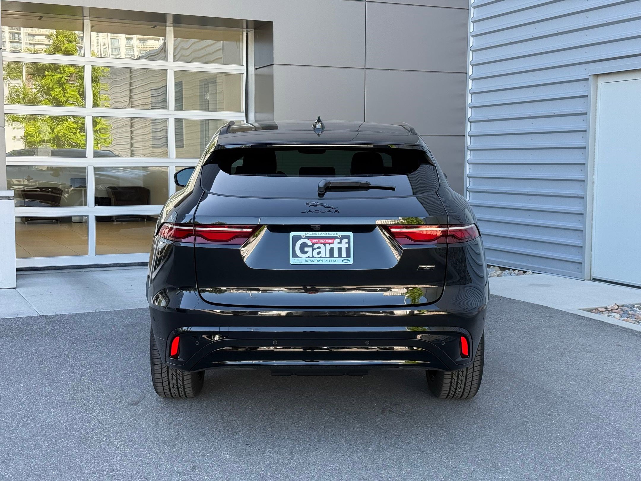 2026 Jaguar F-PACE P250 R-Dynamic S photo 4