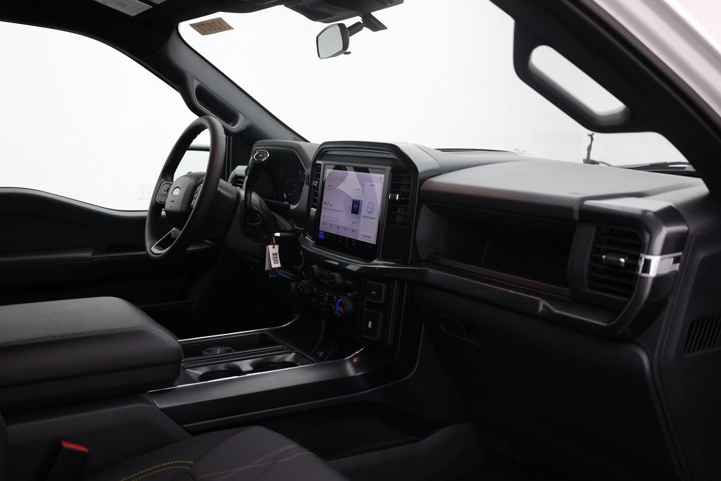 2025 Ford F-150 STX photo 15