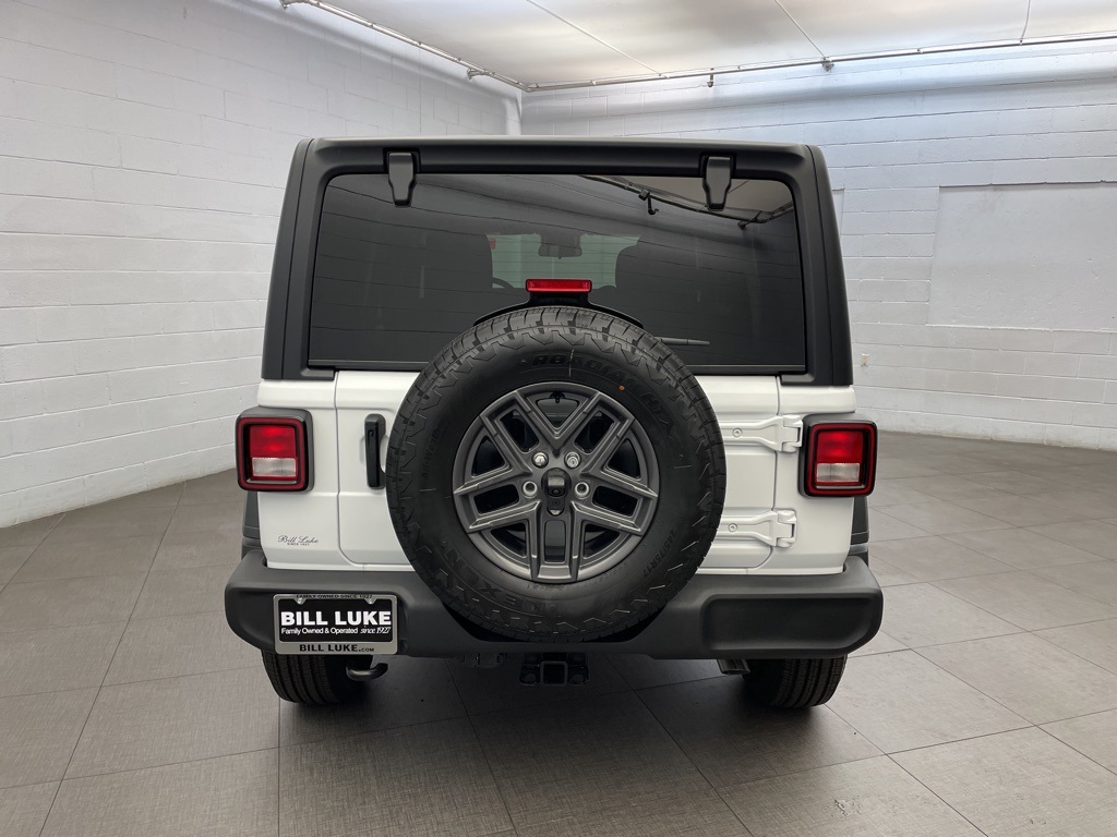 2025 Jeep Wrangler Sport S photo 3