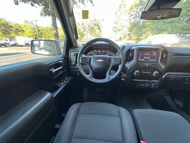 2024 Chevrolet Silverado 1500 Custom photo 15