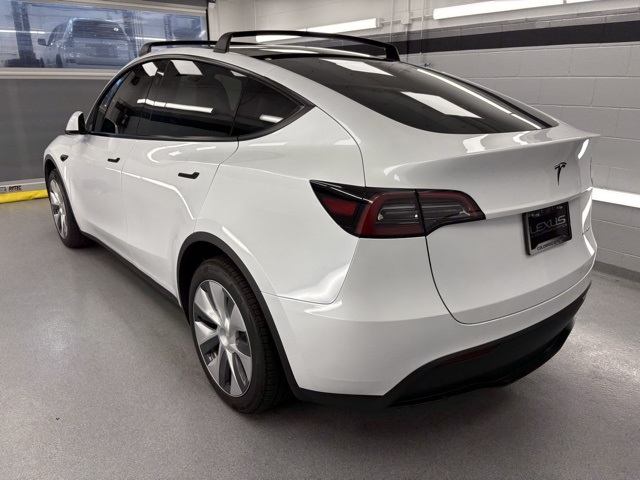 2023 Tesla Model Y Long Range photo 5