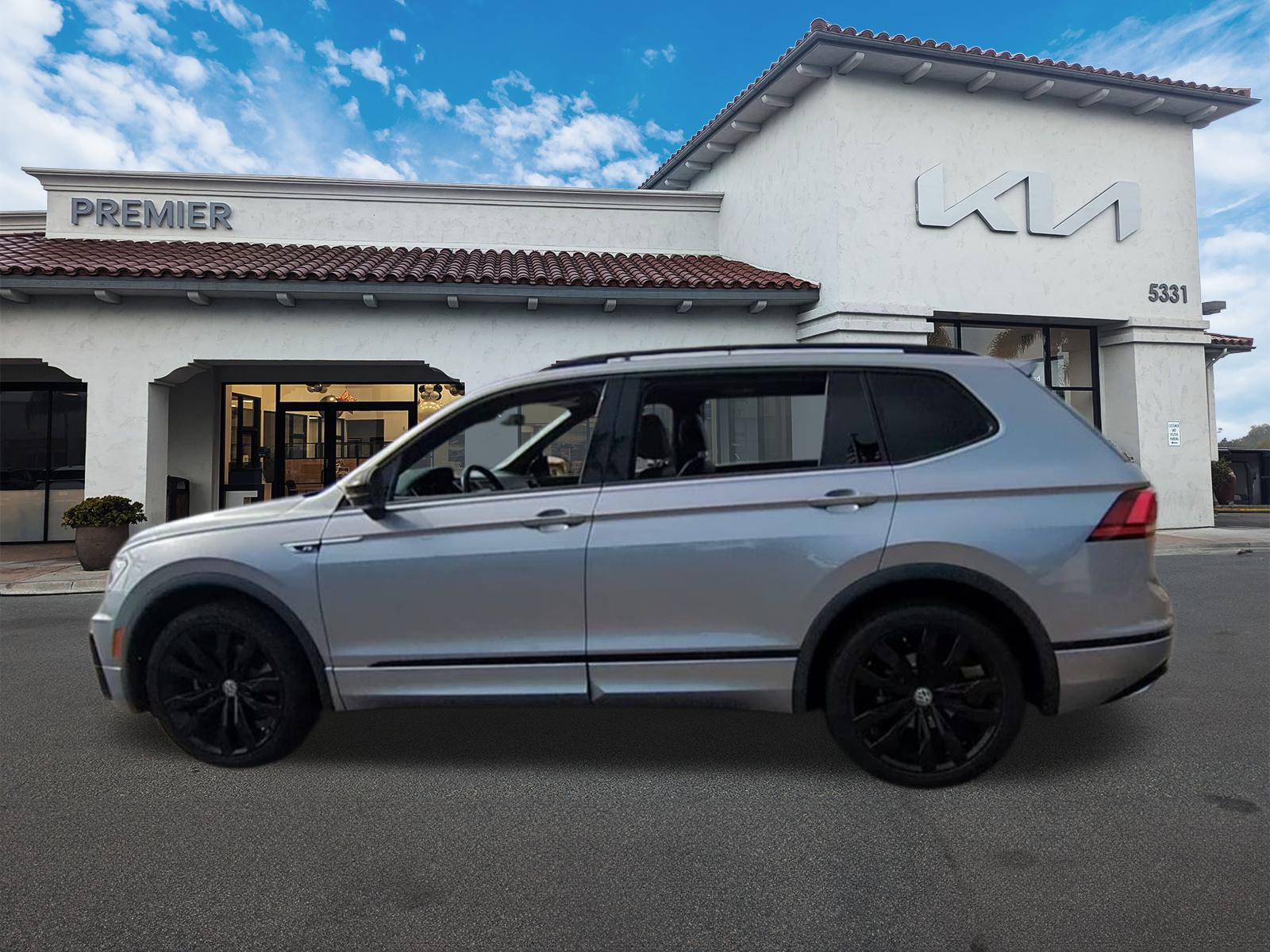 2021 Volkswagen Tiguan SE R-Line Black photo 3