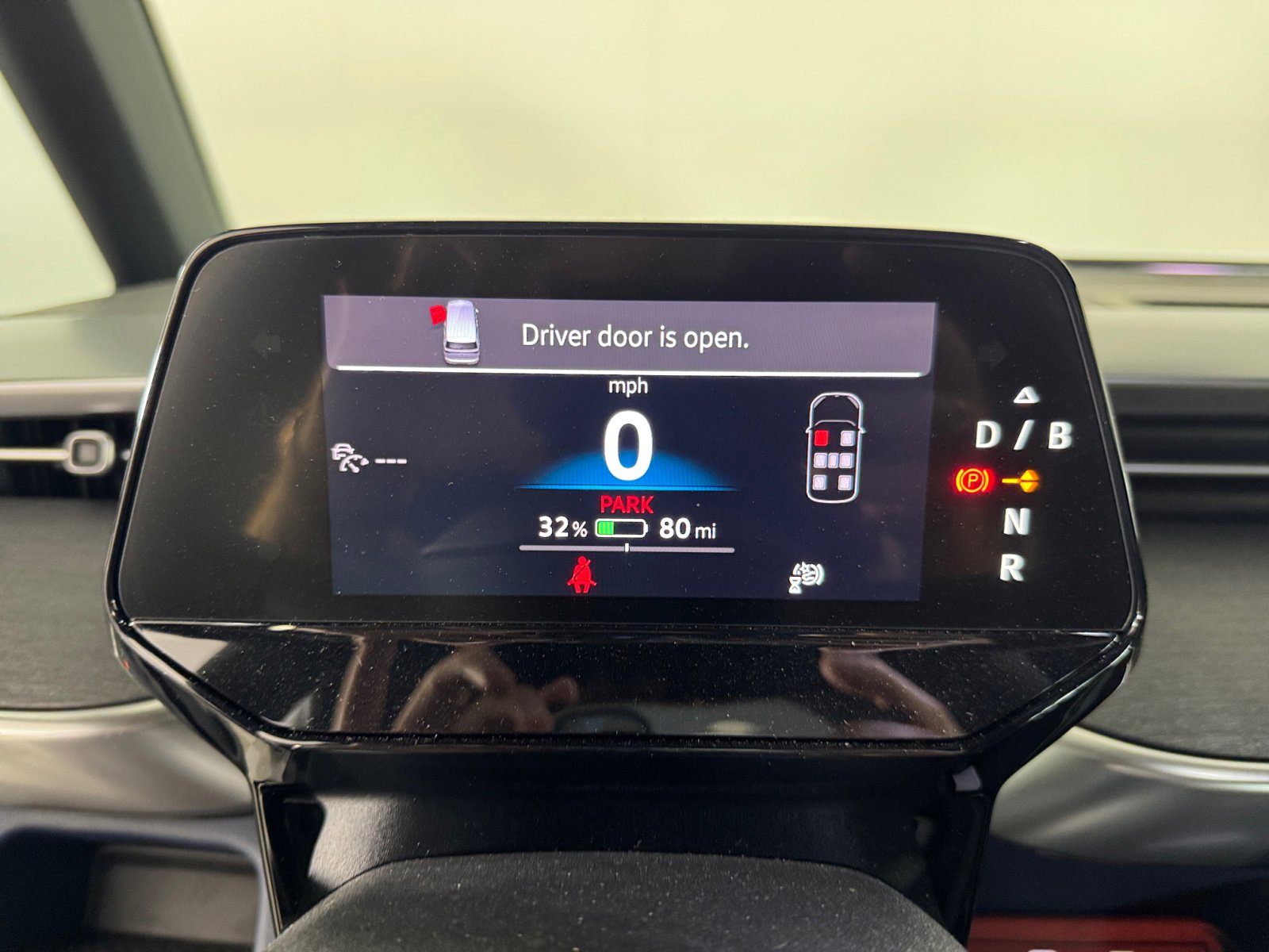 2025 Volkswagen ID. Buzz Pro S photo 3