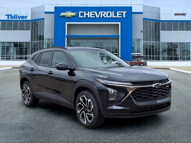 2026 Chevrolet Trax photo 2