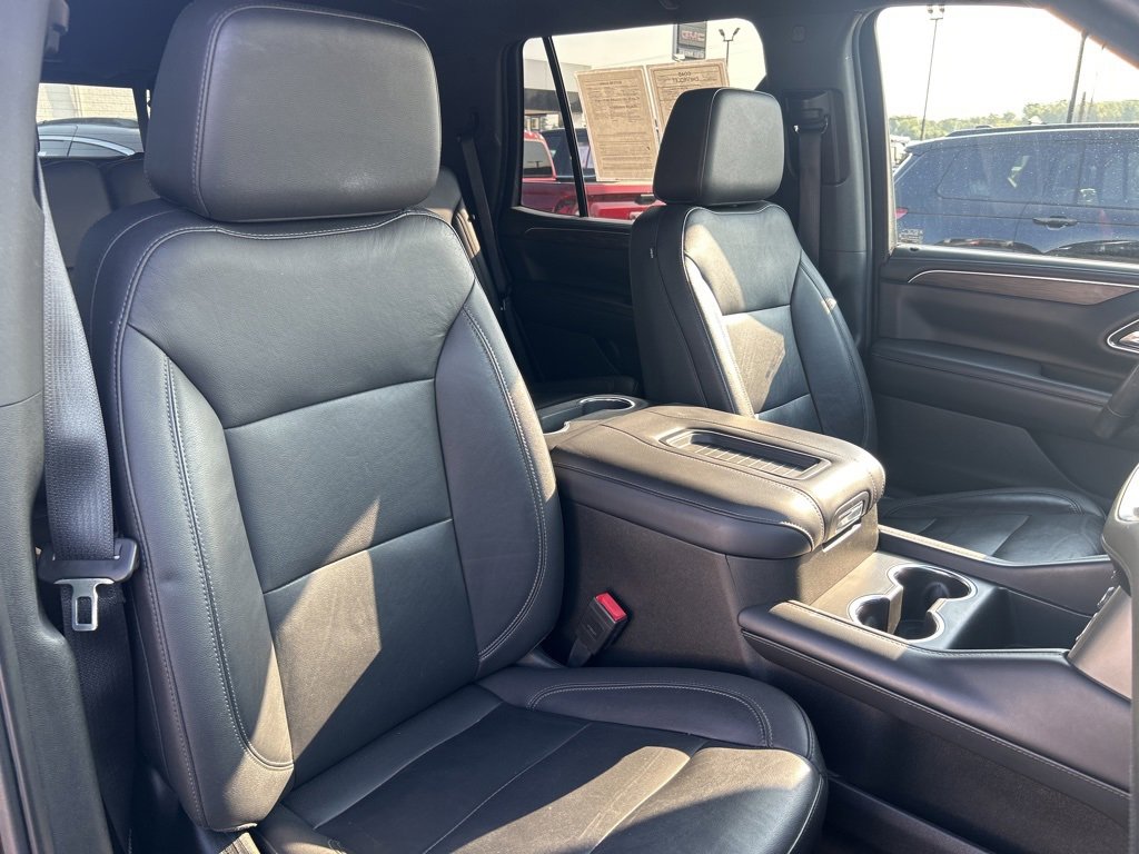 2021 Chevrolet Tahoe LT photo 17