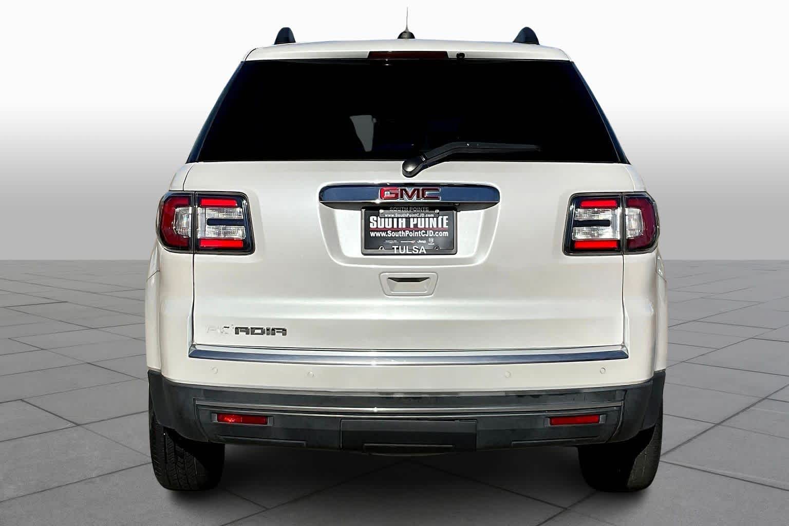 2016 Gmc Acadia SLT photo 4