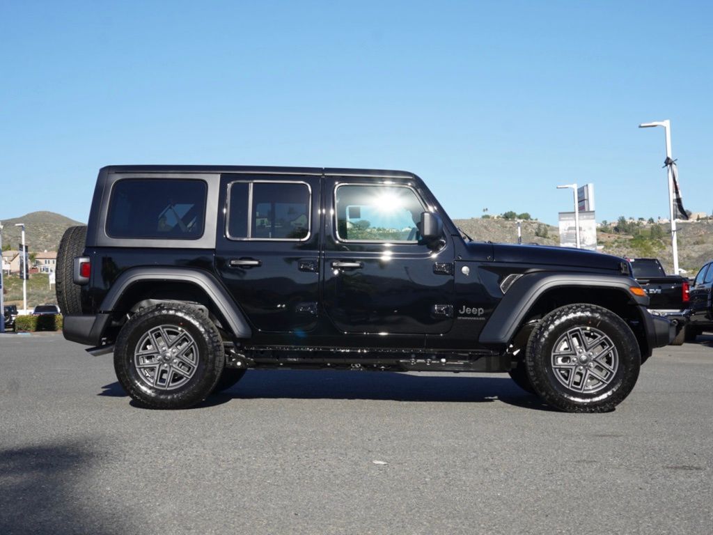 New 2026 Black Clear-Coat Exterior Paint Jeep Sport S image 2