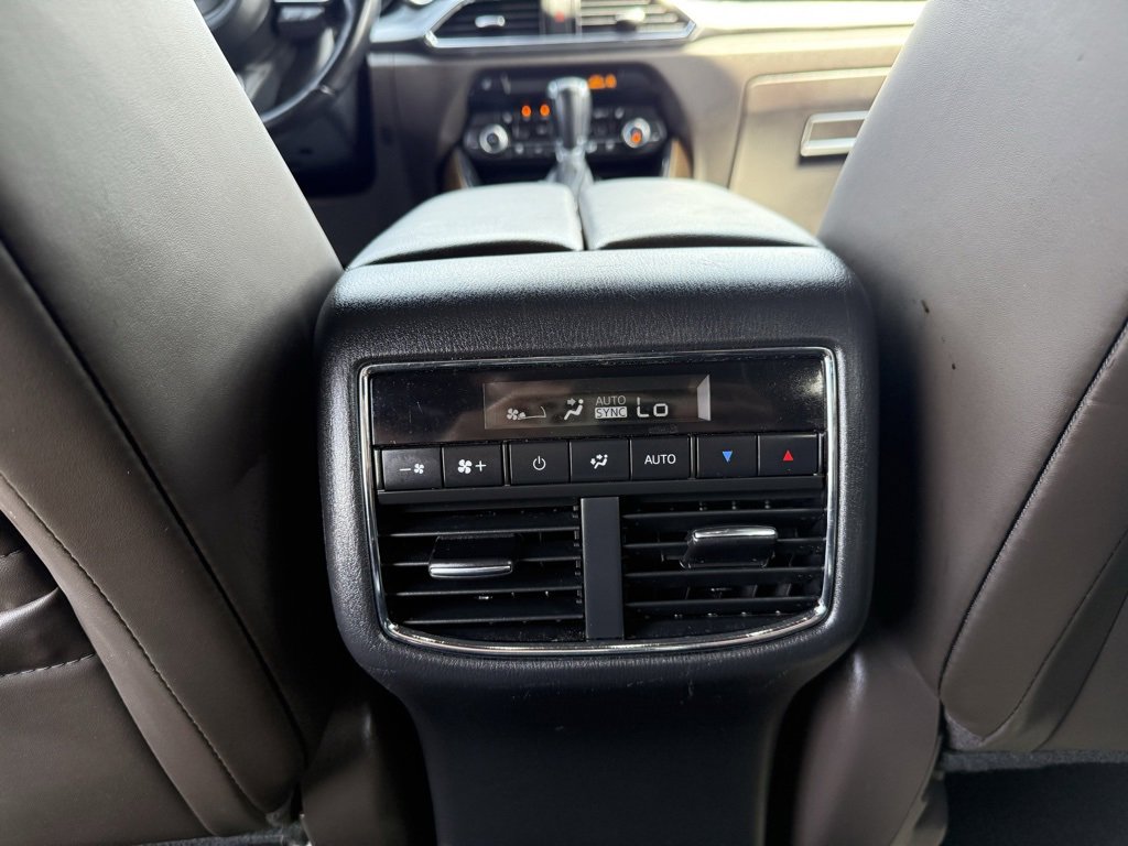 2023 Mazda CX-9 Signature photo 2