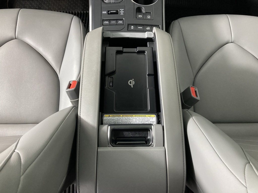 2022 Toyota Highlander XLE photo 2
