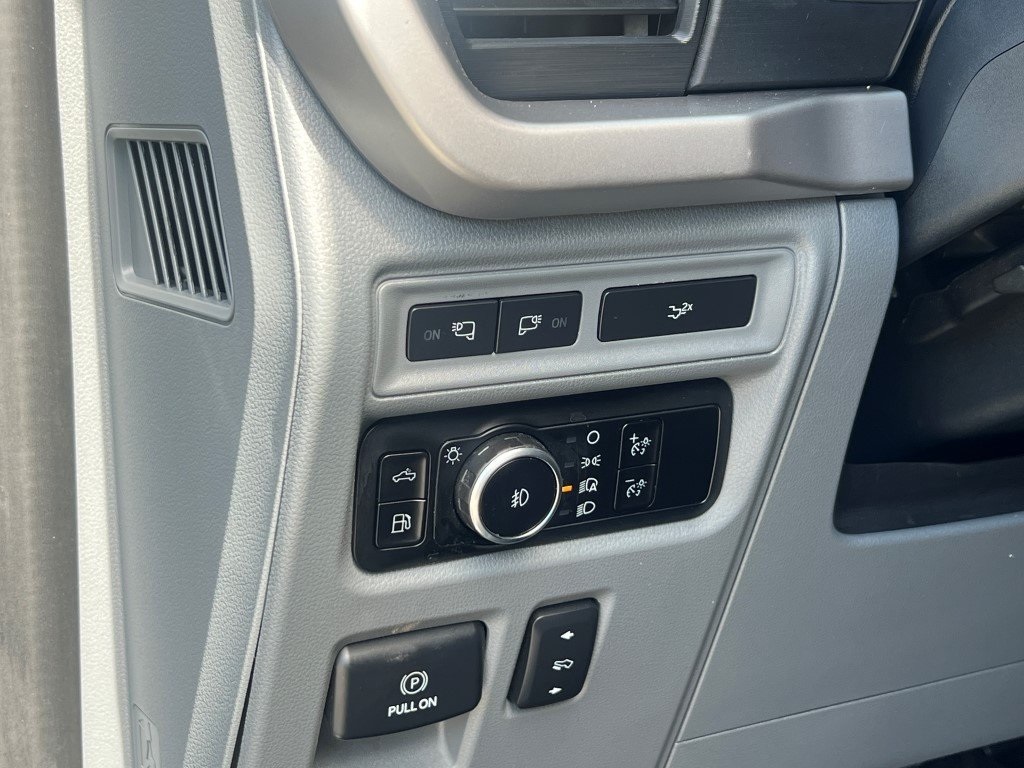 2022 Ford F-150 XLT photo 20