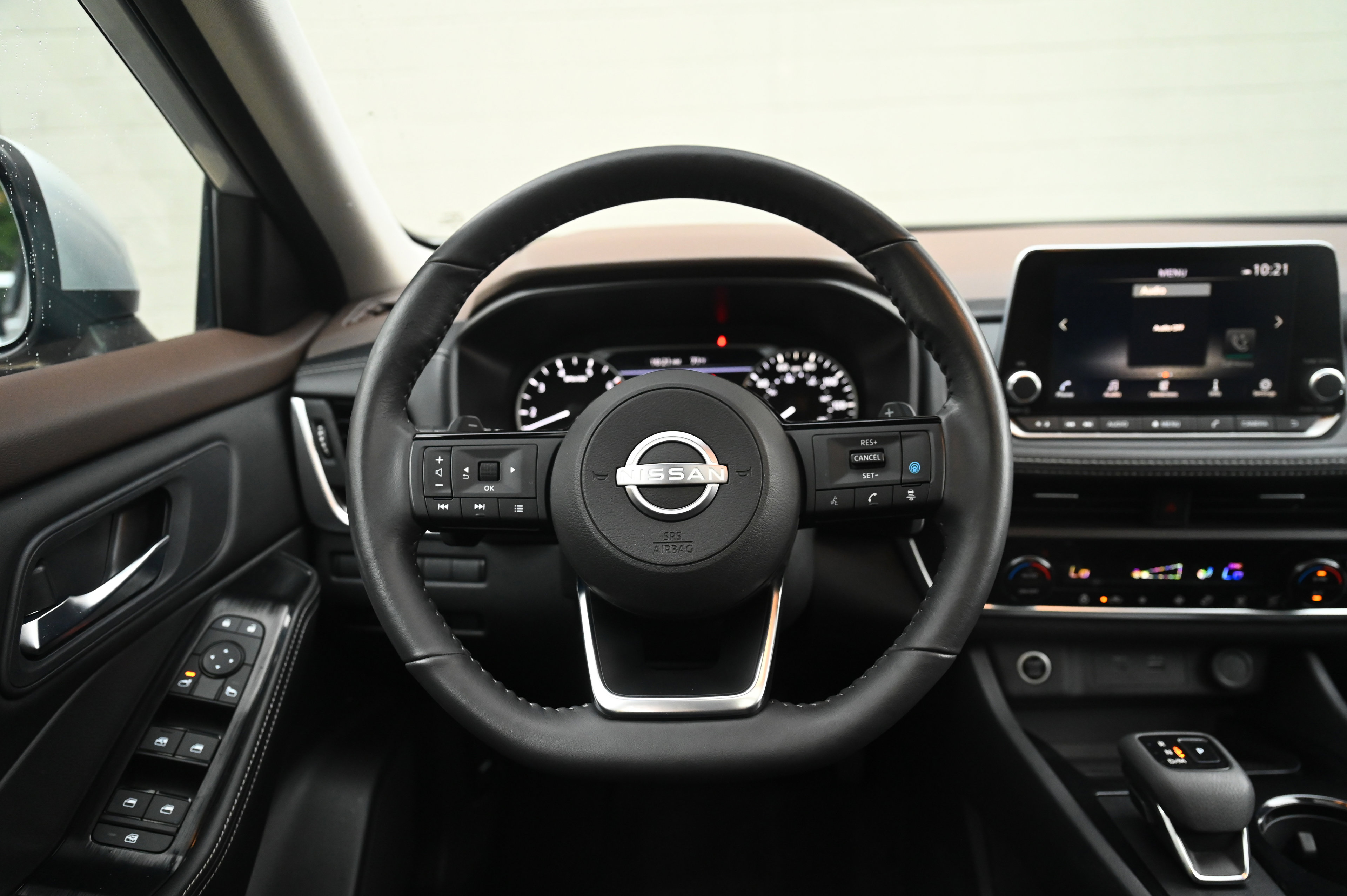 2023 Nissan Rogue SV photo 29