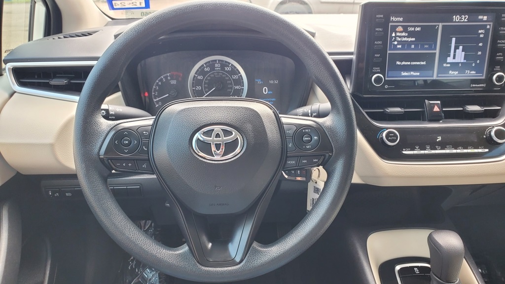 2022 Toyota Corolla LE photo 17