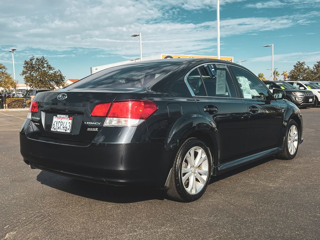 2013 Subaru Legacy 2.5i Premium photo 6
