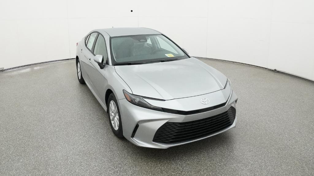 2026 Toyota Camry LE photo 32
