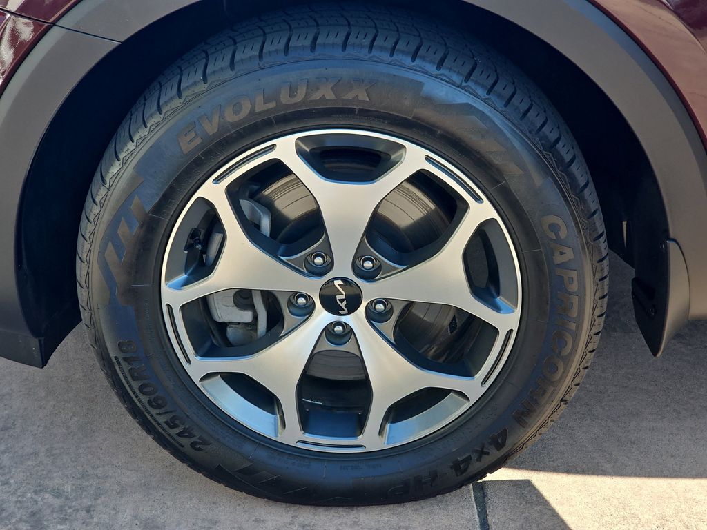 2022 Kia Telluride EX photo 35